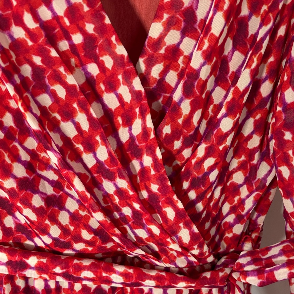 Maggy London Red and White Wrap Dress SZ 8 - Picture 3 of 7